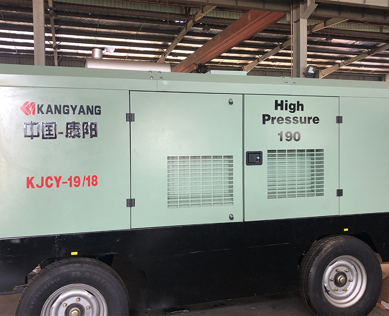 KJCY 19-18空壓機(jī)-柴移